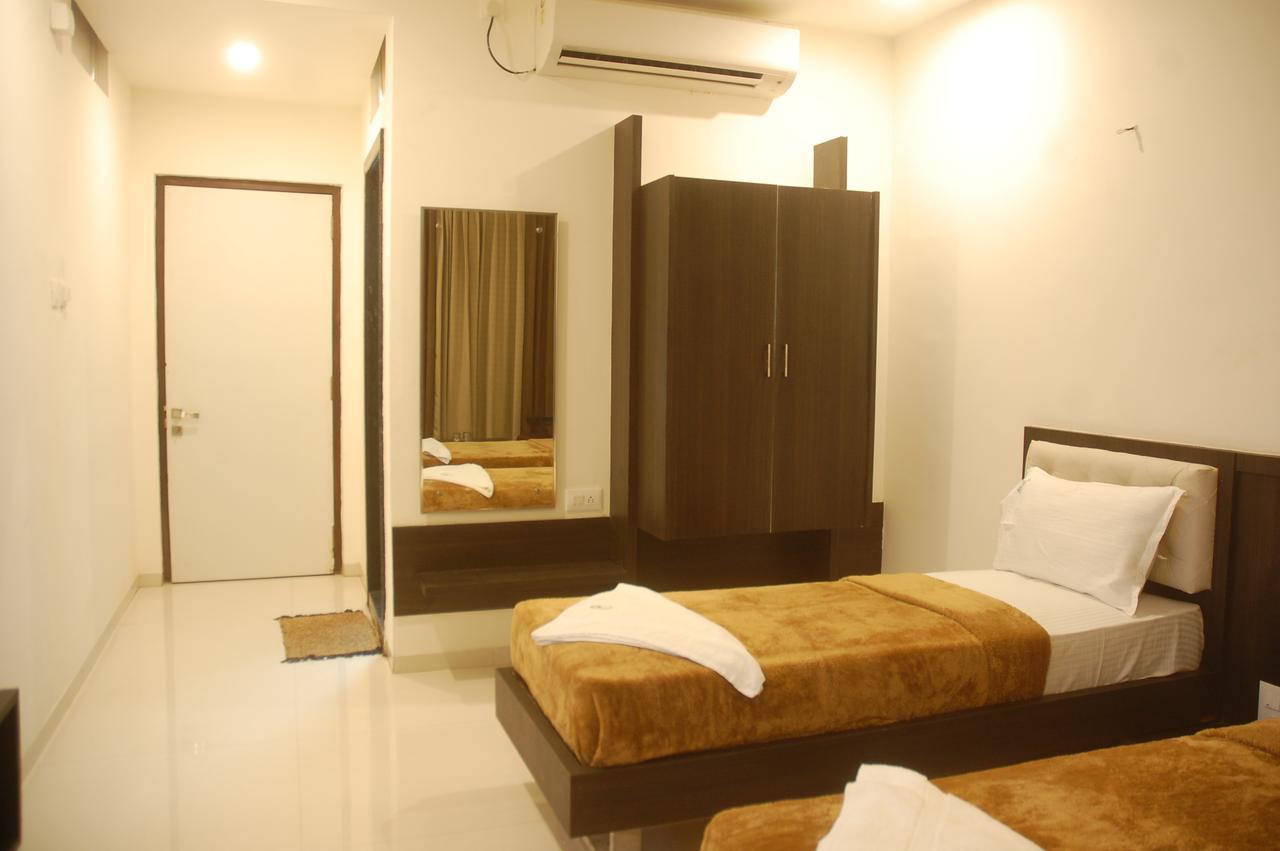 Hotel Swathi Hospet Exterior photo